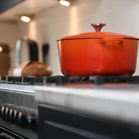 Self Catering - West End Daire